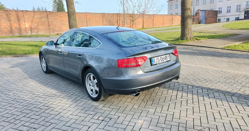 Audi A5 cena 43700 przebieg: 230000, rok produkcji 2011 z Jasło małe 46